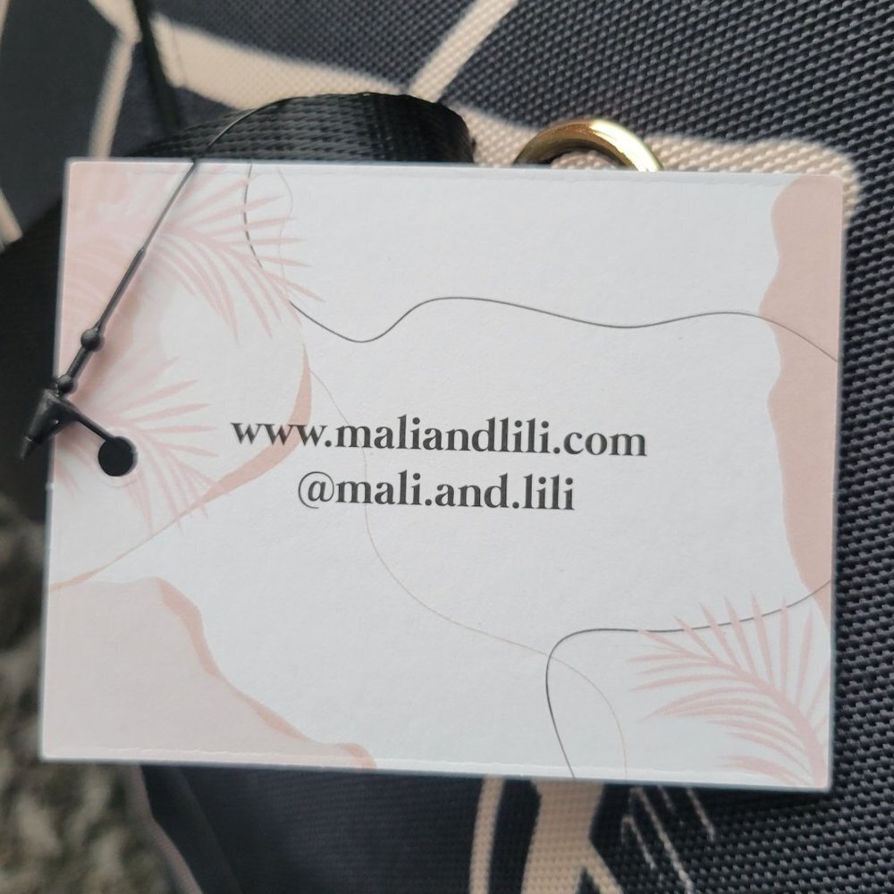 Mali & Lili Weekender Bag - Black Abstract - Picture 7 of 15
